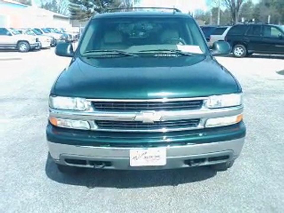 2002 Chevrolet Suburban for sale in Necedah WI - Used Chevrolet by EveryCarListed.com