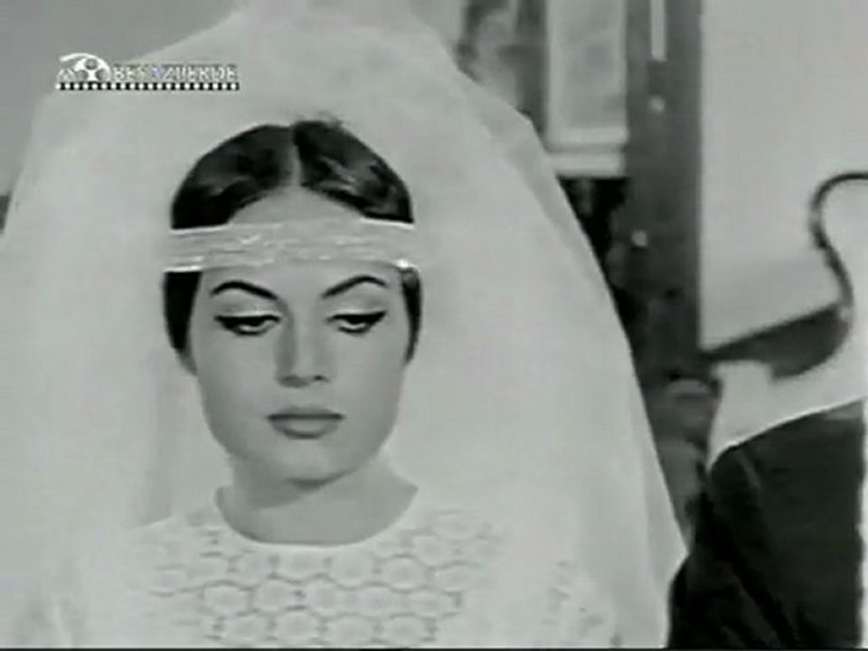 Ayrılsak da Beraberiz -9-Türkan Soray - Ediz Hun