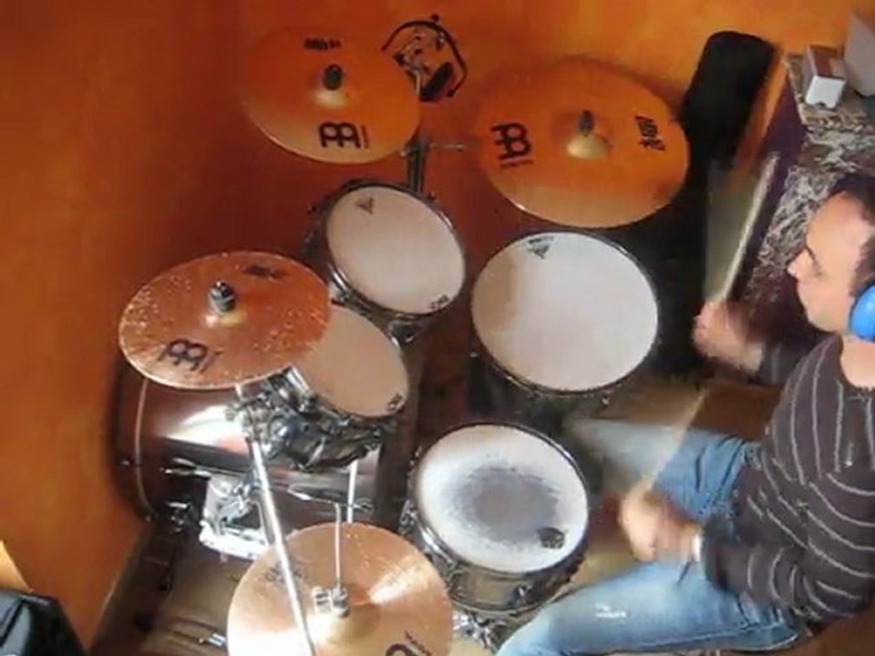 drum solo toms and snare tama hyperdrive