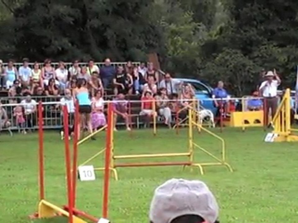 SARAH JUMPING CAHORS 070811