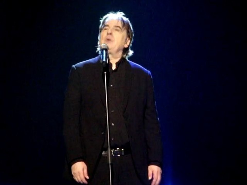 serge lama "les glycines" (live) tournée d'été 2011