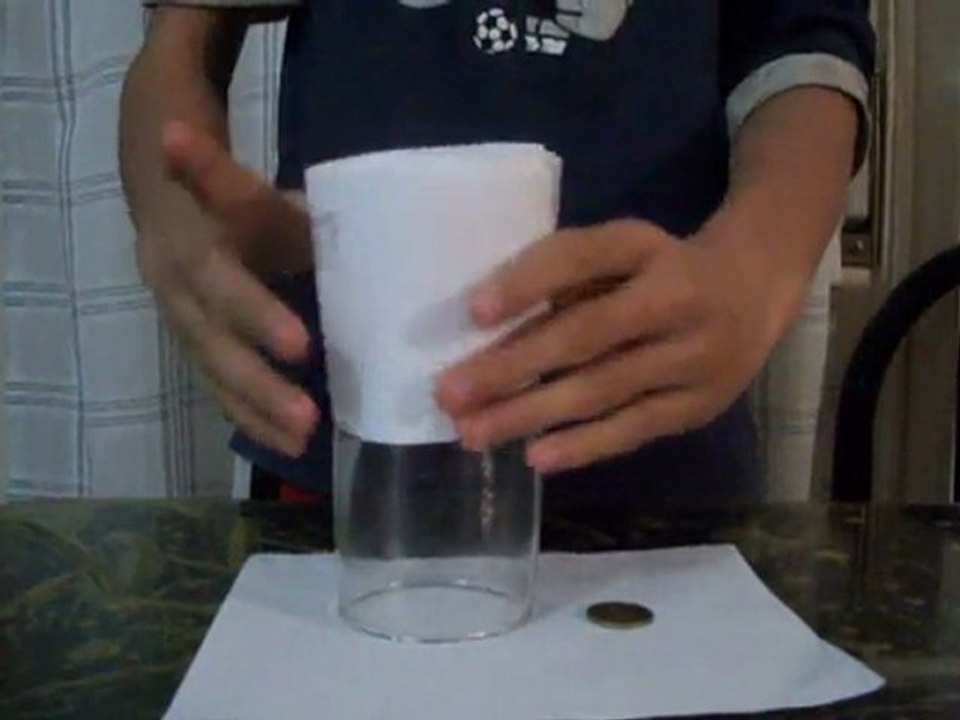 Truco de magia con moneda - mago pedorro