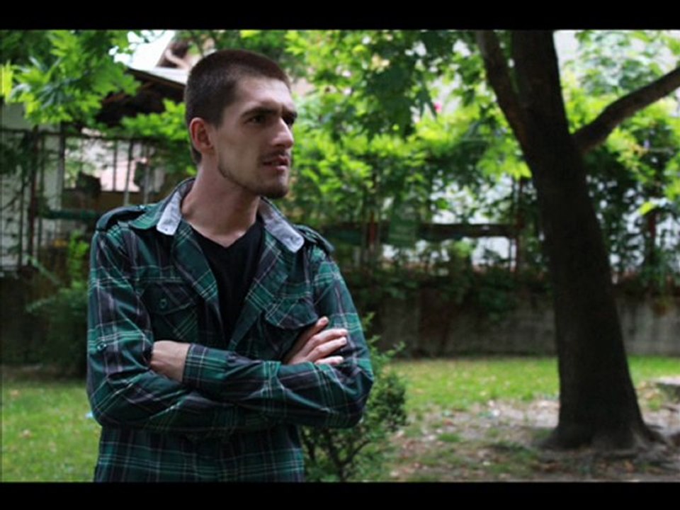 TitroTedua-YatarkenDinle