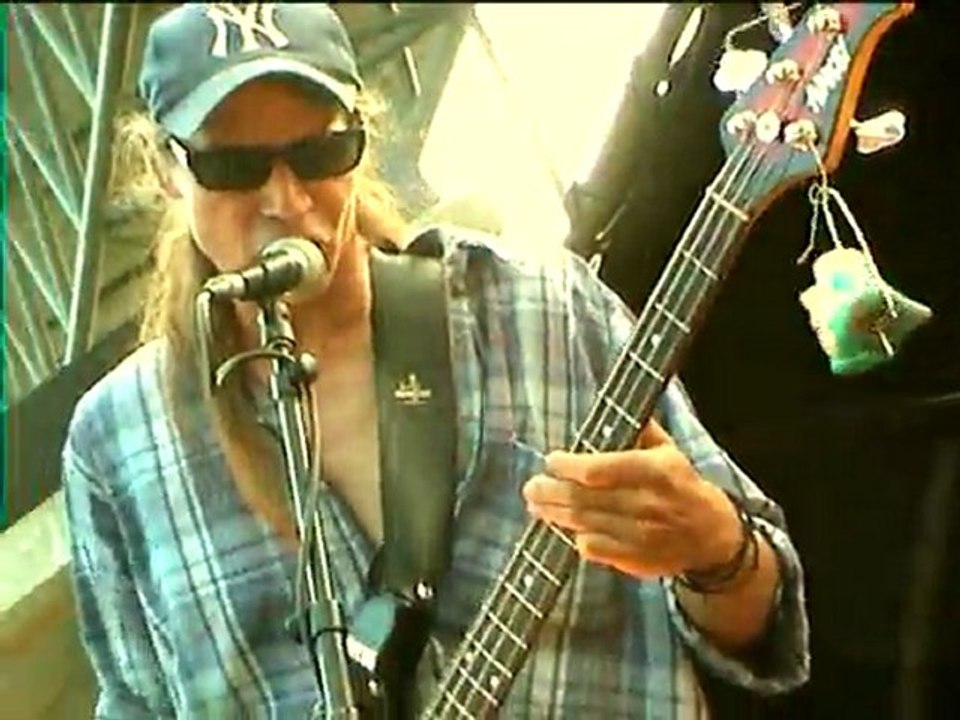 freaks show tour 2011 part04