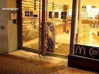 Troisième jour d'émeutes en Angleterre