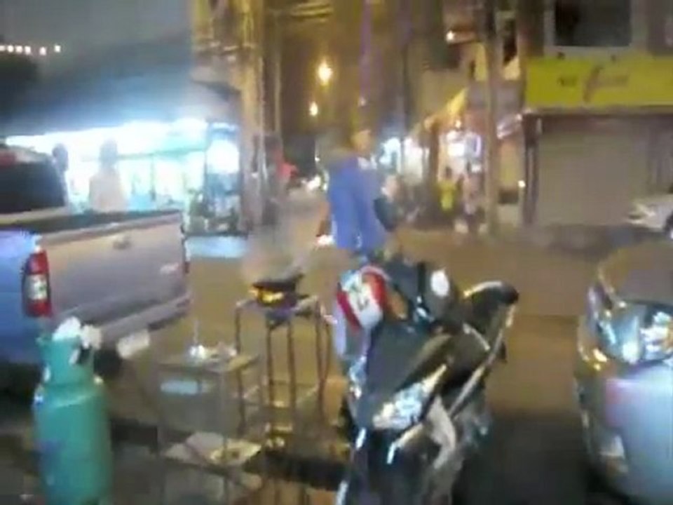 Er kocht sich mal eben was...