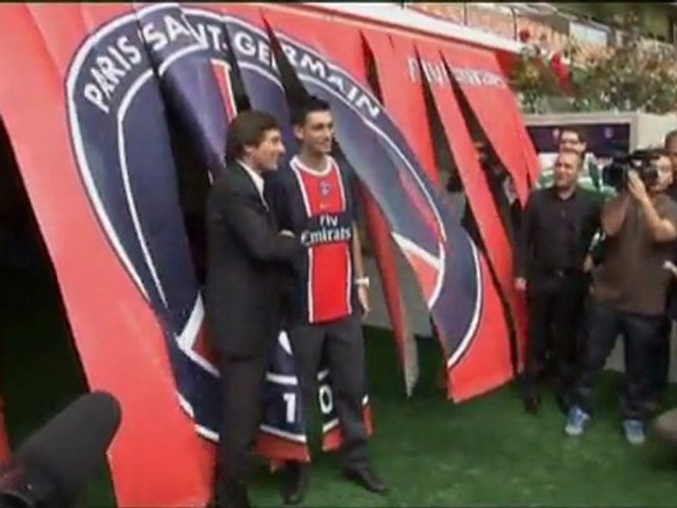 Pastore wird beim PSG vorgestellt