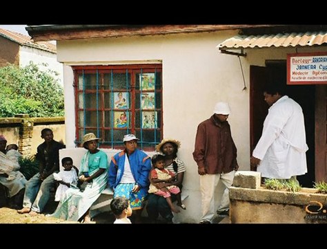 Santé Sud: la medecine de campagne à Madagascar