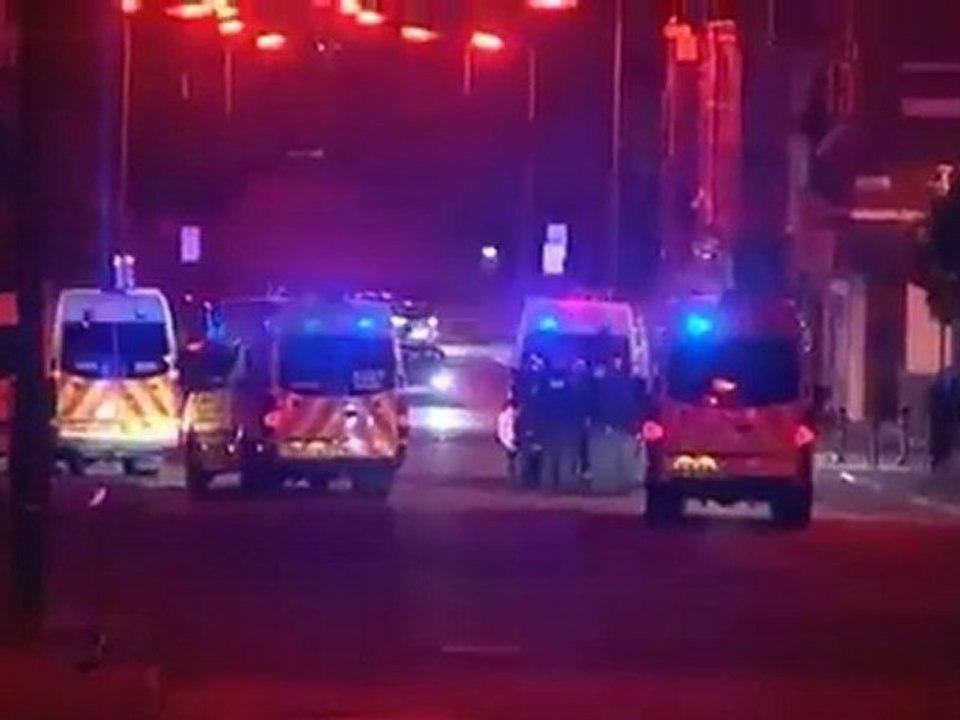 Fires blaze across London after rioting spreads