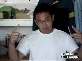 ses lacets sans les main le chinois