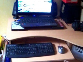 transformation d'un PC portable multimedia/Gamer Acer aspire 7540G a l'écran H-S en PC de bureau avec écran LCD 19" ,Systeme de son 2.1,clavier et souris gamer