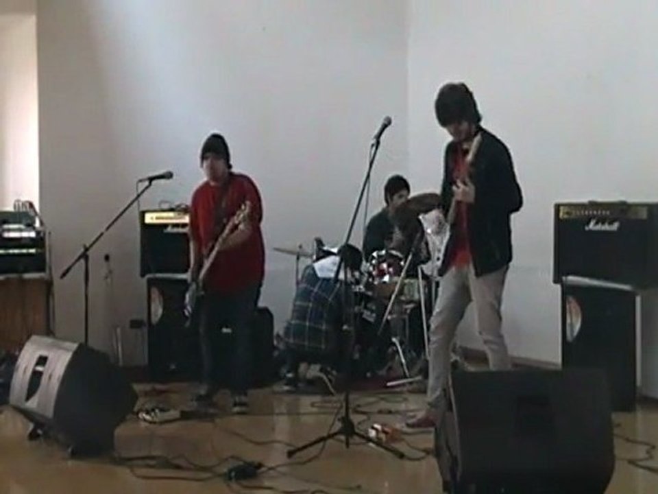 Subsocial en Talento Crudo Quilicura 2011 segundo tema