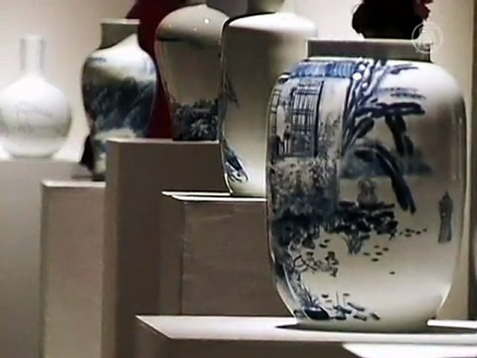 Painting On Porcelain, From Ming To Modern