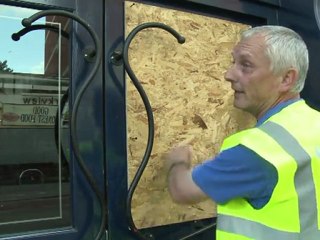 Glazers work to repair damage from London riots