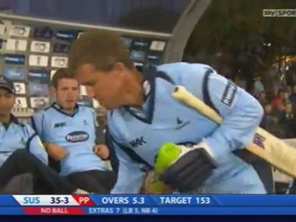 FLT20 QF - Sussex V Lancashire - desipad.com - 4