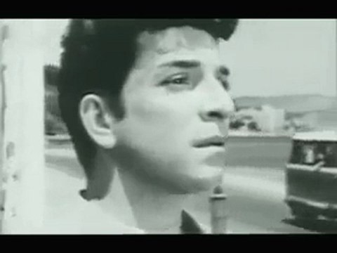 Zeki Müren - Bir Yangının Külünü - by aşkın atalay