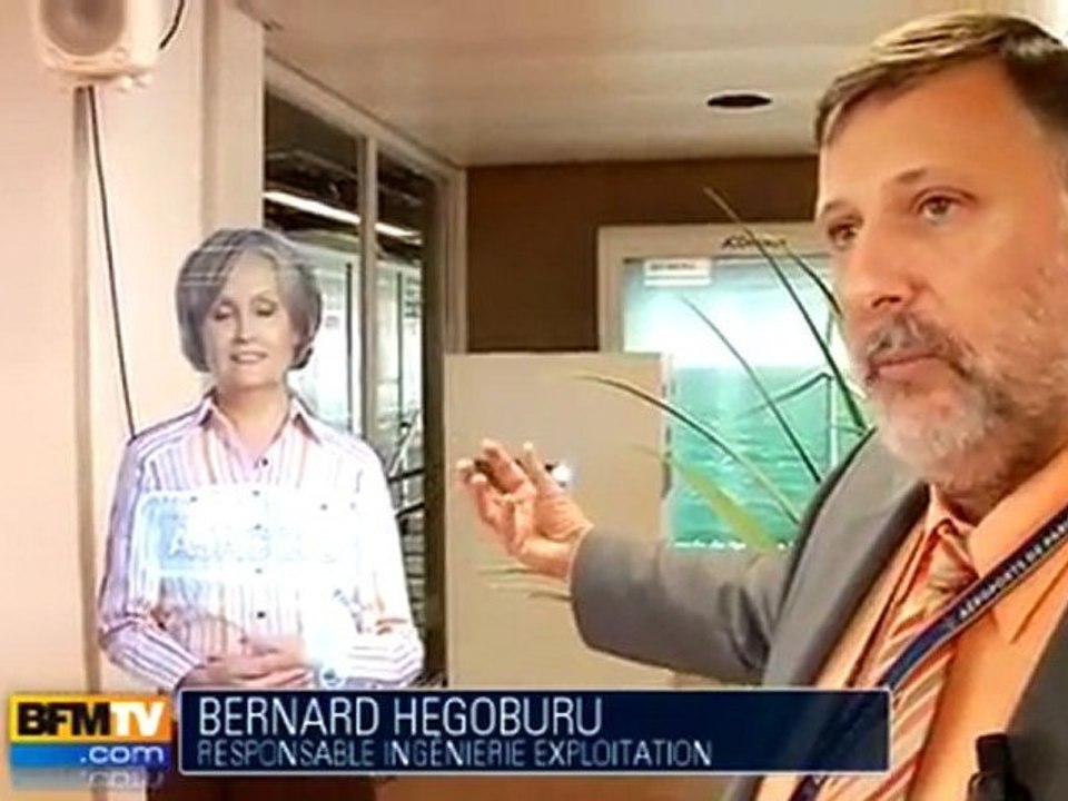 Des hologrammes accueillent les passagers dOrly