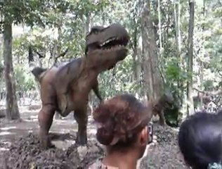 PARQUE LOS CAOBOS-DINOSAURIOS