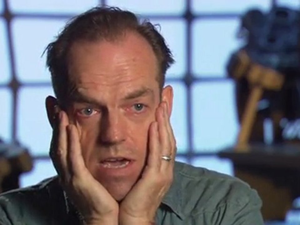 Captain America: The First Avenger - "Meet The Villain" Hugo Weaving praat over zijn rol als de 'Red Skull'