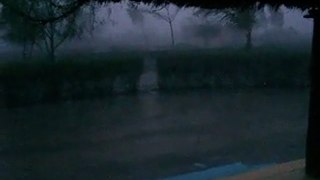 Pluie- orage devant ma maison N'Dangane juillet 2011