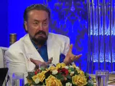 müslümanların kaynağı mezhep imamlarıdır. 4 mezhep imamıda Hz.Mehdi (a.s)'ın geleceğini kabul eder