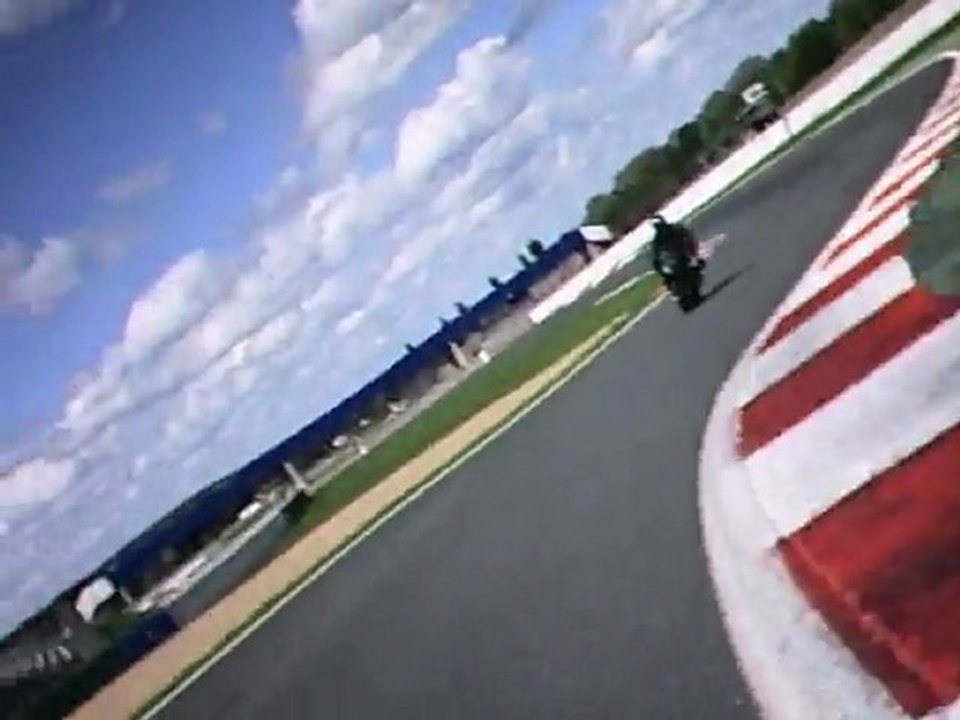 magny cours session débutant 8 aout 750 GSXR K4 + S1000R