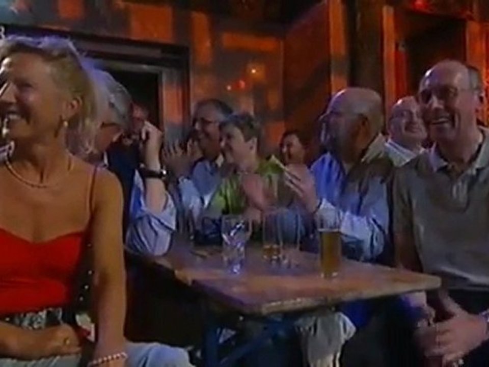 Hagen Rether -  Europa muss dichtmachen