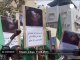 Les partisans de Khadafi manifestent devant... - no comment