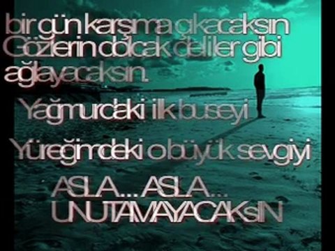 ÖNCE SEVGİLİSİNE DİNLETTİ SONRA KAFASINA SIKTI