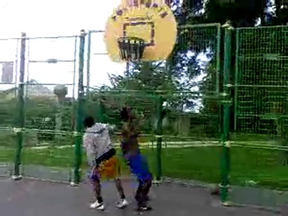 Louis VS Loic
