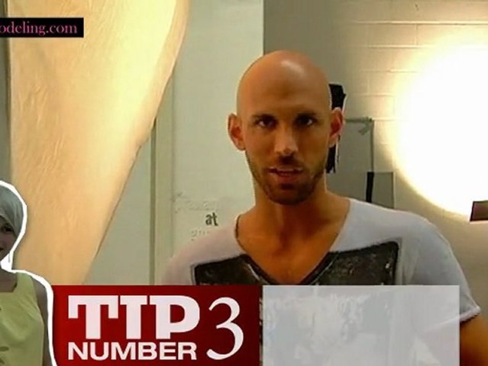 Tips on Posing for Catalogue Modeling