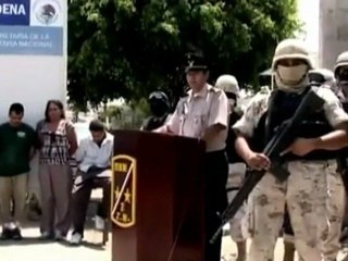 Authorities close Mexico-U.S. tunnel