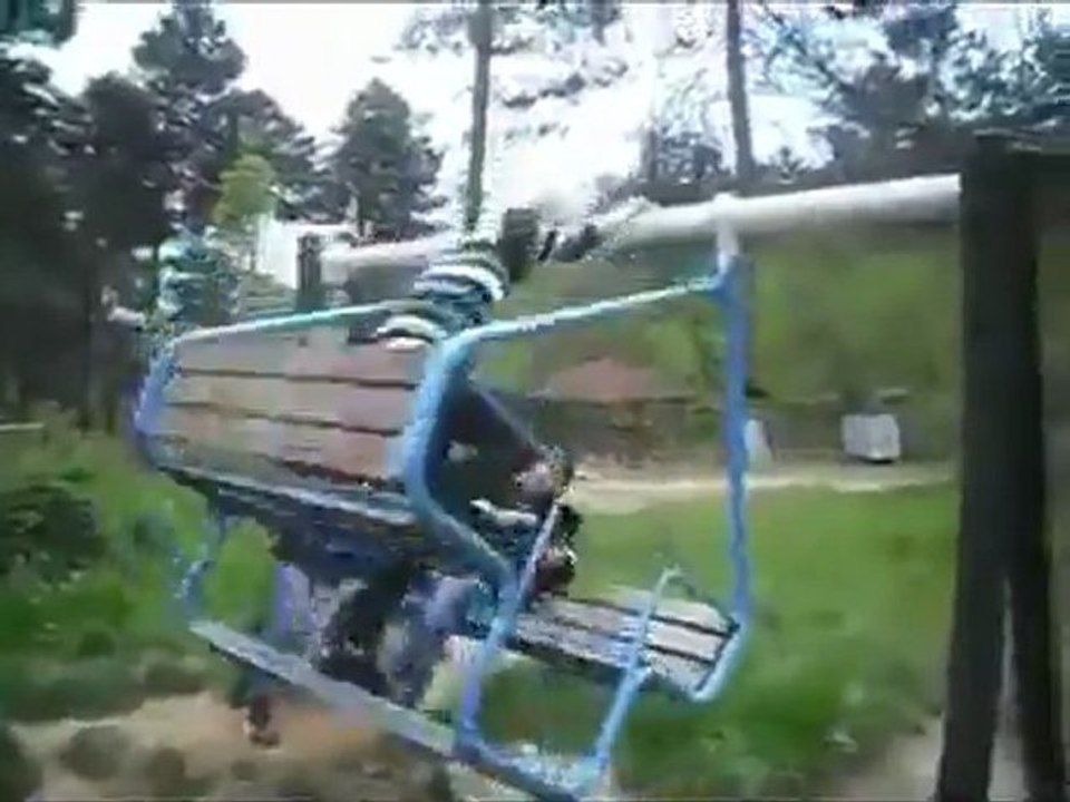 Ein Fall, zwei Unfälle auf Swing Fail