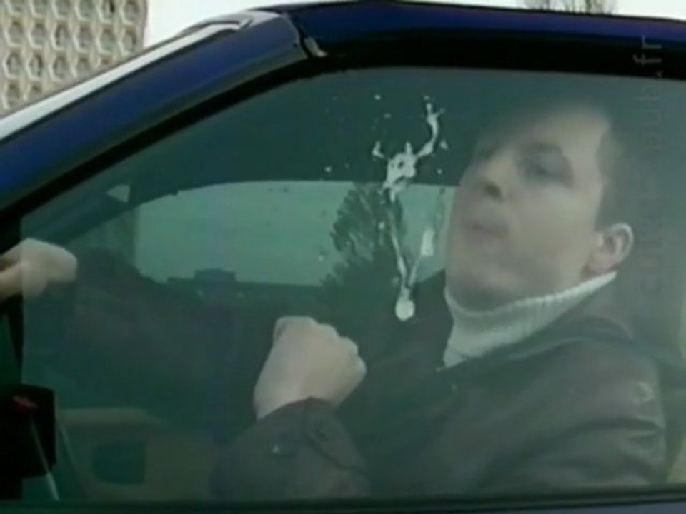 French drivers are disgusting: proof on tape.