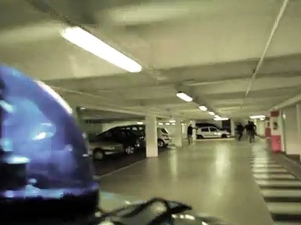 Clip Doc Singe "Kiss Of The Beast"