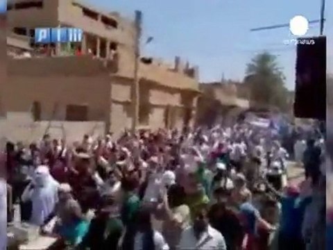 Syrian forces sweep into coastal town say activists