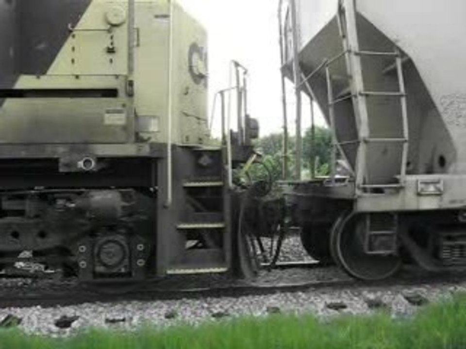J785 Car Couple