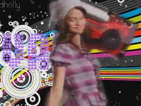 ||Vanity|| Selena Gomez & Nina Dobrev