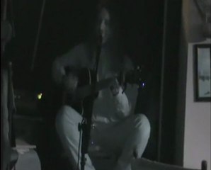 seni tanımayan yok bu şehirde sahne