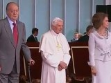 Pope Benedict arrives in Spain