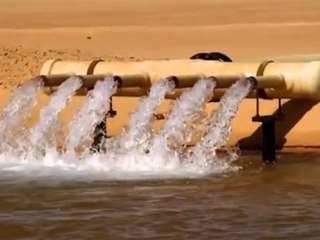 Kadhafi : Eau douce du Sahara pour Libyens de la côte