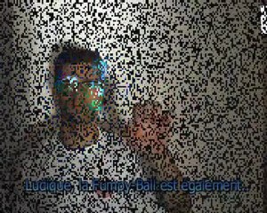 Fumpy Ball   la force d'une planète au creu de ta main - YouTube