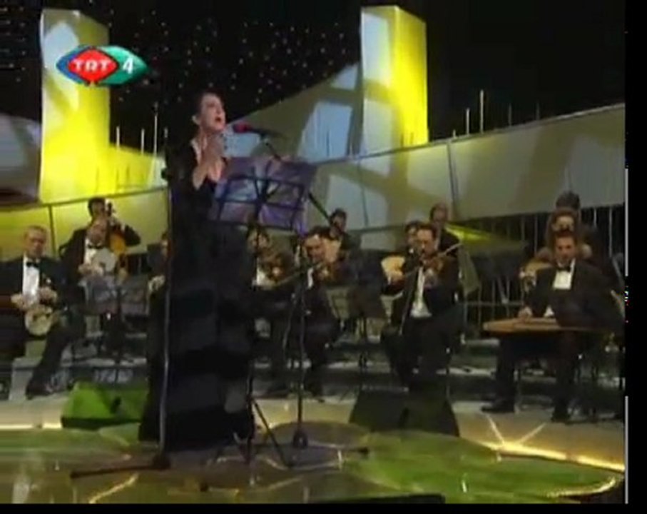 Melihat Gülses - Unutulmaz Adınla dudakta kal sevgilim-Ömer ALTUNBAŞ