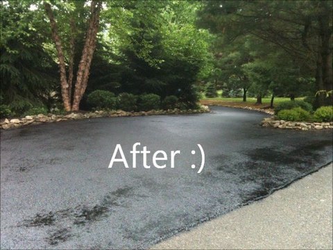 Driveway Sealcoating Nazareth Pa. Call (484) 241-9088 Today!