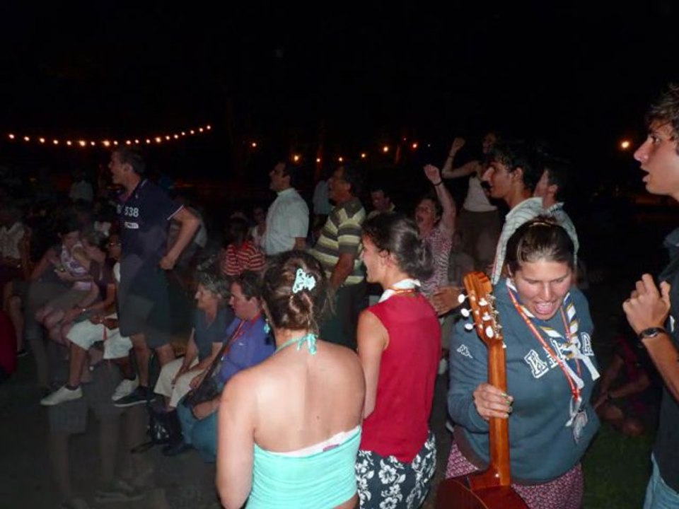 JMJ 2011 (4) Samedi 13 août - Guindalos - Repas et veillée -  Doyenné Pau Périphérie - Diocèse de Bayonne, Lescar et Oloron