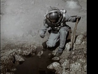 THE DREAMS chapter 2 Radio War