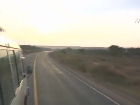 GAZETECİLERİN ZORLU YOLCULUĞU