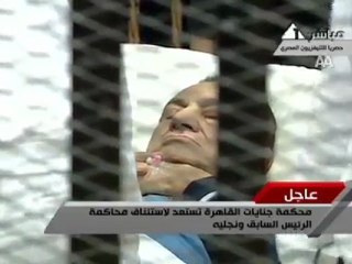 MÜBAREK İKİNCİ KEZ DEMİR KAFESTE