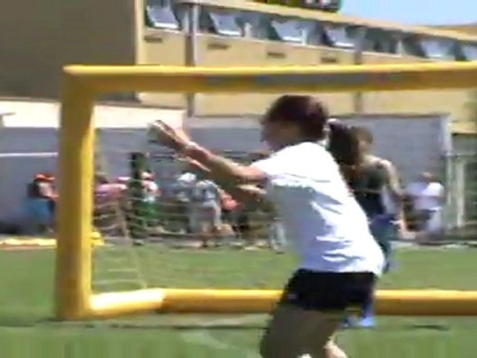VIDEO 2 - loisirlhand au tournoi de mazan 2011