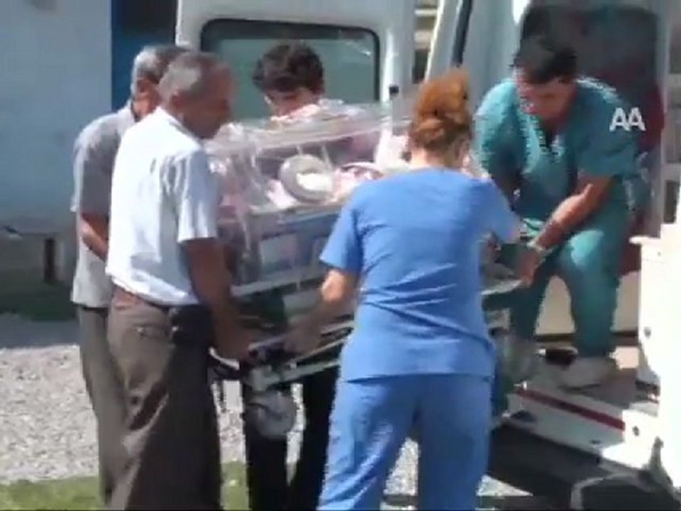 Bebeğe hava ambulansı